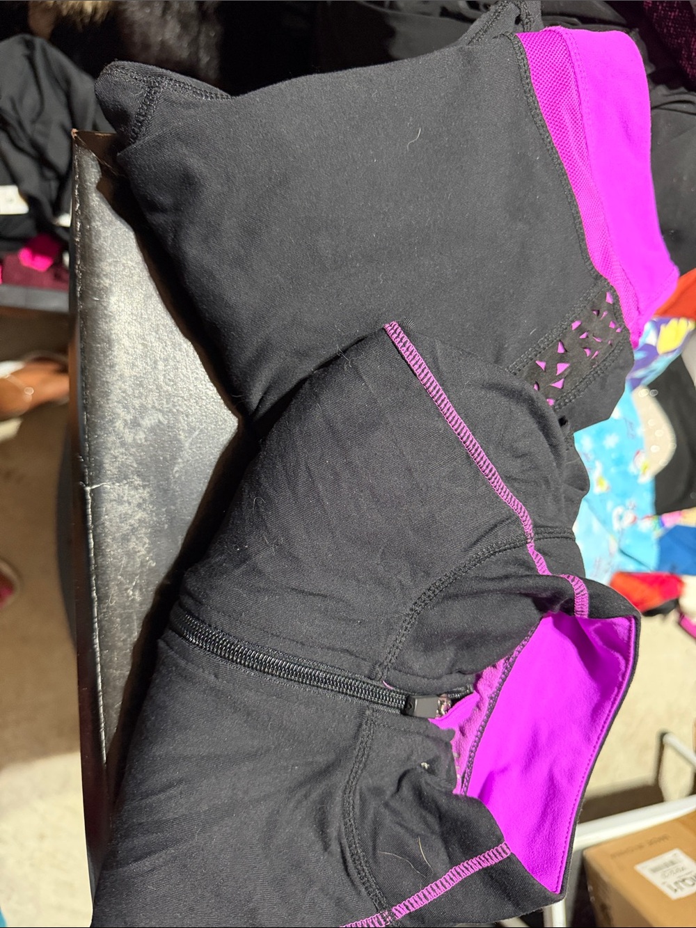 Kyodan Black Leggings with Bright Pink Accents
